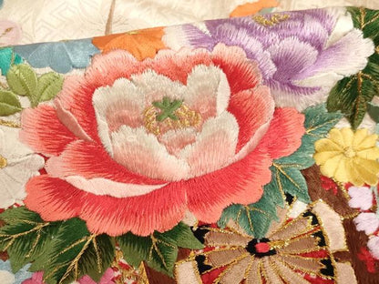 平和屋着物[]七五三　女の子　３歳　祝着　一つ身　絞り　刺繍　花車文　金糸　正絹　逸品　AAAW7011ja