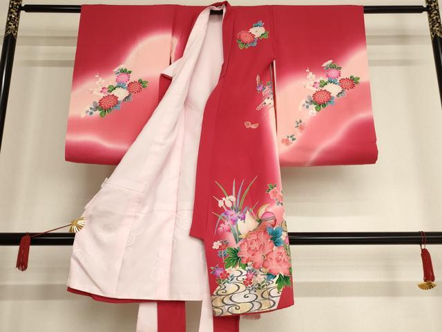 平和屋着物[]お宮参り　女の子　祝着　産着　初着　のしめ　御所車鴛鴦花文　暈し染め　金銀彩　逸品　AAAW7072ja