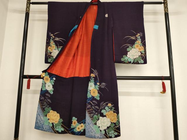 平和屋着物[]アンティーク　大正ロマン　七五三　女の子　７歳　祝着　四つ身　長襦袢セット　刺繍　花筏文　金糸　正絹　逸品　AAAW7097ja