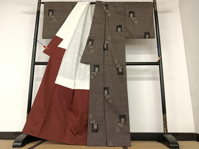 平和屋着物●本場大島紬 泥染め 一元絣 枝葉文 正絹 逸品 AAAW9154zg