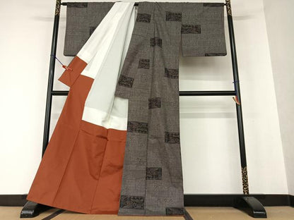 平和屋着物●本場大島紬　一元絣　人物花文　正絹　逸品　AAAW9335zg