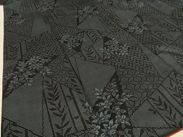 平和屋着物●本場大島紬　一元絣　草花文　黒地　正絹　逸品　AAAW9344zg