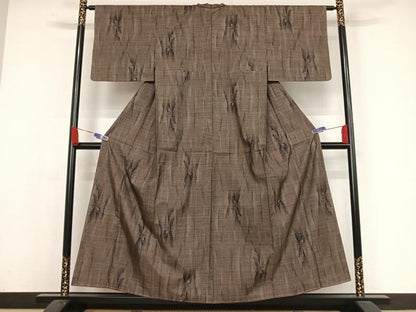 平和屋着物●本場大島紬　カタス７マルキ　草花文　正絹　逸品　未使用　AAAX0056np