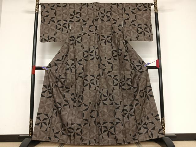 平和屋着物●本場大島紬　カタス7マルキ　麻の葉文様　正絹　逸品　AABE4139ck 平和屋着物○本場大島紬 カタス7マルキ 麻の葉文様 正絹 逸品 未使用