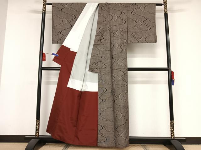 平和屋着物●本場大島紬 カタス９マルキ 流水 正絹 逸品 AAAX0372np