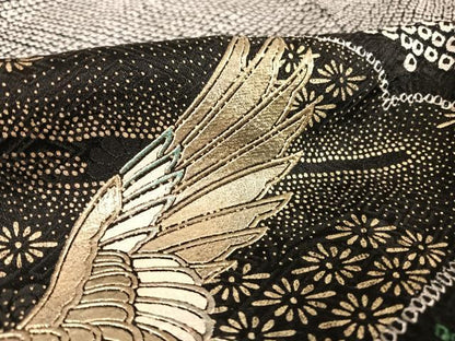 平和屋着物●豪華振袖　絞り　束ね熨斗飛鶴花文　黒地　金彩　正絹　逸品　AAAX0375np
