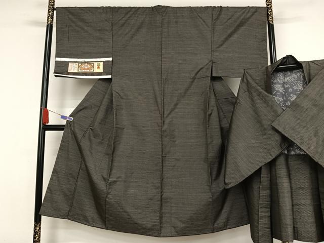 平和屋着物●男性　本場大島紬　アンサンブル　格子　多なべ織物謹製　証紙付き　正絹　逸品　AAAX0382np