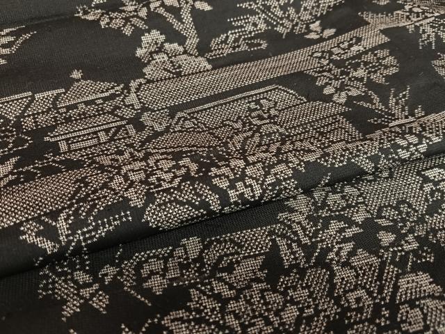 平和屋着物●本場大島紬　カタス9マルキ　風景草花文　黒地　正絹　逸品　AAAX0629zg