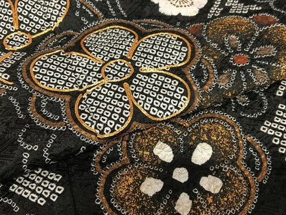 平和屋着物●豪華振袖　駒刺繍　絞り　槍梅　黒地　金彩　正絹　逸品　AAAX0670zg