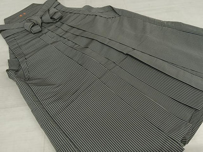 平和屋着物●男性 馬乗り袴 縞 正絹 逸品 AAAX0744zg