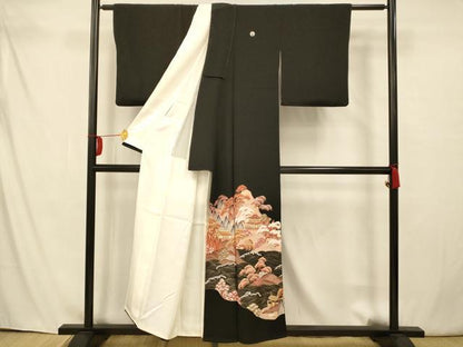 平和屋着物■豪華黒留袖　駒刺繍　風景文　金糸　金彩　正絹　逸品　AAAX3384fw