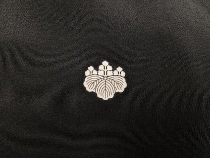 平和屋着物■豪華黒留袖　松竹梅花鳥文　金彩　正絹　逸品　AAAX3534ph