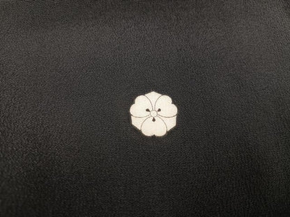 平和屋着物■豪華黒留袖 作家物 御所車草花文 暈し染め 金彩 正絹 逸品 AAAX3577ph