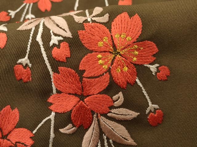 平和屋着物●女性　行灯袴　刺繍　枝垂れ花文　金糸　卒業式　洗える着物　AAAX5854cs