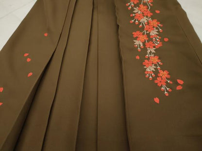平和屋着物●女性　行灯袴　刺繍　枝垂れ花文　金糸　卒業式　洗える着物　AAAX5854cs