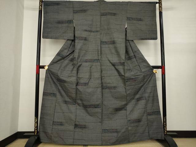 平和屋着物●本場大島紬 カタス7マルキ 横段花文 正絹 逸品 AAAX8337ck