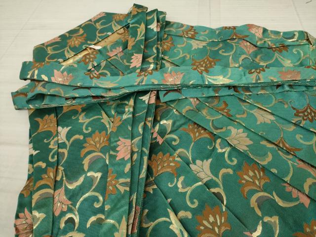 平和屋着物●男性　馬乗り袴　金襴袴　花唐草文　金糸　交織　逸品　AAAX8359ck
