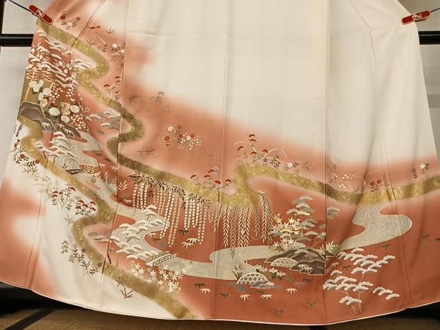 平和屋着物●訪問着　駒刺繍　松竹梅流水文　暈し染め　金彩　正絹　逸品　AAAY0031zg