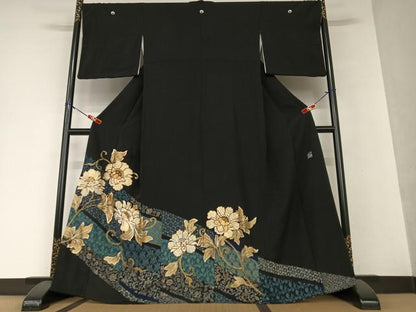 平和屋着物●創業460年・千總 黒留袖 駒刺繍 花唐草文 金彩 高島屋扱い 正絹 逸品 AAAY0052zg