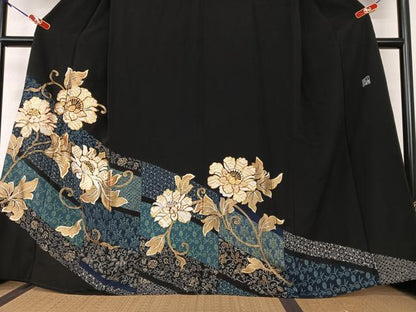平和屋着物●創業460年・千總 黒留袖 駒刺繍 花唐草文 金彩 高島屋扱い 正絹 逸品 AAAY0052zg