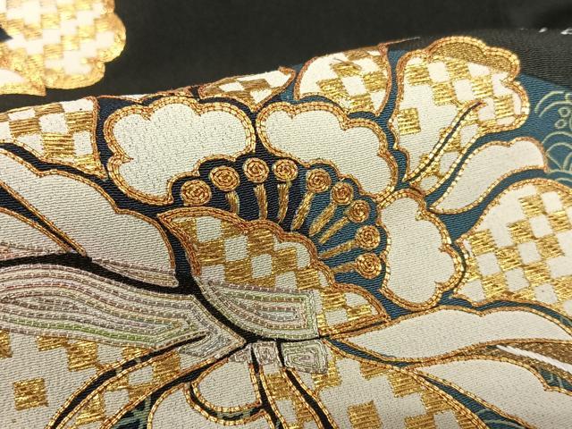 平和屋着物●創業460年・千總 黒留袖 駒刺繍 花唐草文 金彩 高島屋扱い 正絹 逸品 AAAY0052zg