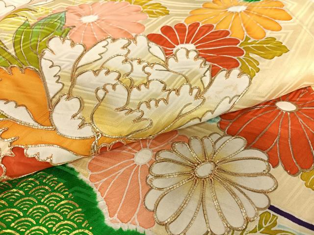 平和屋着物●豪華振袖　駒刺繍　絞り　草花文　金彩　正絹　逸品　AAAY0057zg