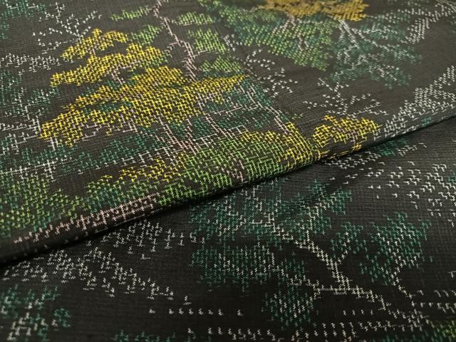 平和屋着物●上質な紬 樹林風景文 黒地 正絹 逸品 AAAY0106zg