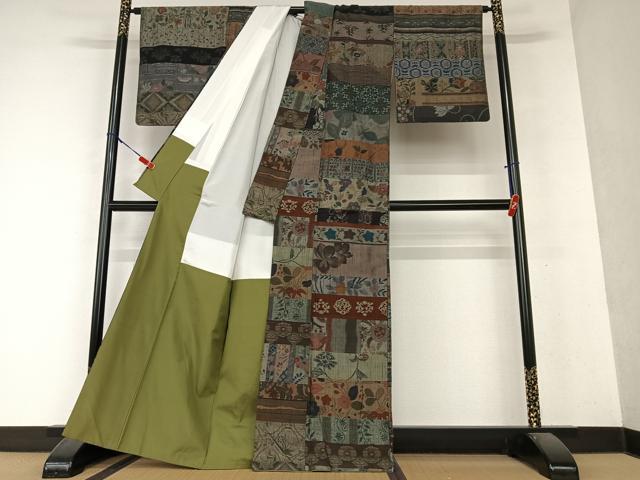 平和屋着物●本場小千谷紬　横段花文　正絹　逸品　AAAY0128zg