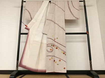平和屋着物●訪問着　駒刺繍　絞り　草花文　正絹　逸品　AAAY0166zg