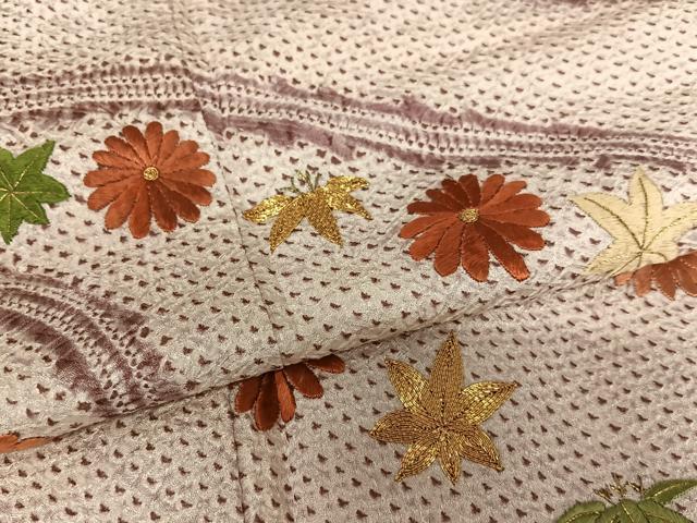 平和屋着物●訪問着　駒刺繍　絞り　草花文　正絹　逸品　AAAY0166zg