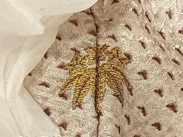 平和屋着物●訪問着　駒刺繍　絞り　草花文　正絹　逸品　AAAY0166zg