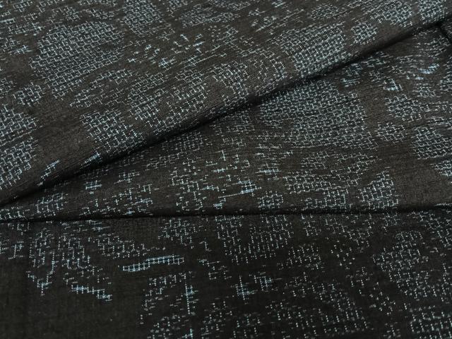 平和屋着物●結城紬 100亀甲 飛び亀甲柄 草花文 正絹 逸品 AAAY0212zg