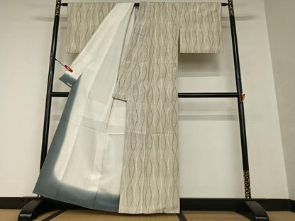 平和屋着物●上質な紬 立涌文 松坂屋扱い 正絹 逸品 AAAY0233zg