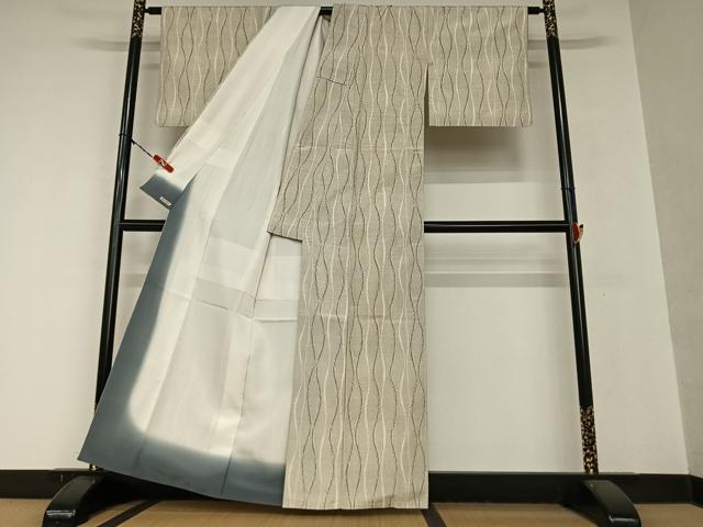 平和屋着物●上質な紬 立涌文 松坂屋扱い 正絹 逸品 AAAY0233zg