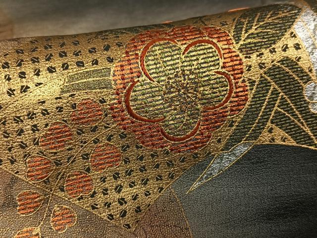 平和屋着物●訪問着 刺繍 地紙重ね花文 暈し染め 黒地 金彩 正絹 逸品 AAAY0278zg