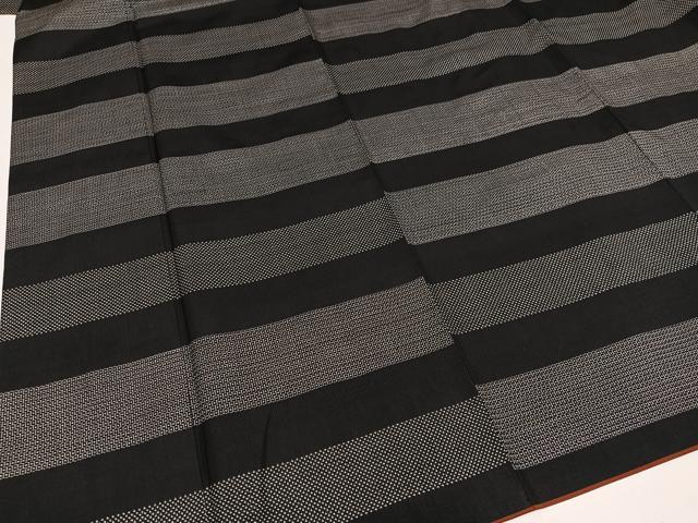 平和屋着物●本場大島紬　100亀甲　横段文　正絹　逸品　AAAY0365ph