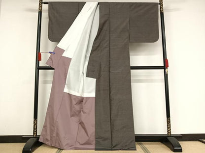 平和屋着物●塩沢紬　200亀甲　正絹　逸品　AAAY1485np