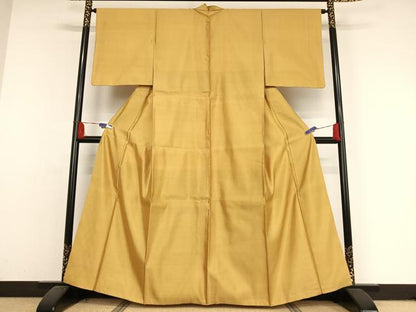 平和屋着物●菱綾織　紬　黄朽葉色　正絹　逸品　AAAY1498np