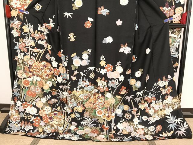 平和屋着物●豪華振袖　友禅　駒刺繍　吉祥草花文　黒地　金糸　仮絵羽　逸品　未使用　AAAY1519np