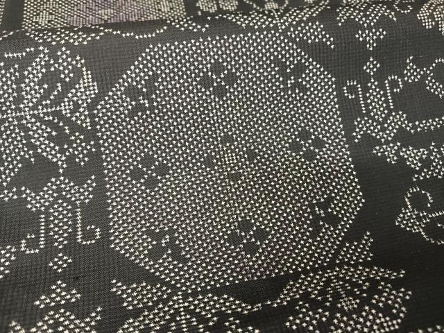 平和屋着物●本場大島紬 一元絣 更紗花文 黒地 正絹 逸品 AAAY1521np