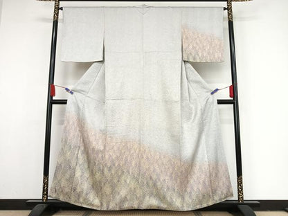 平和屋着物●名門　藤娘きぬたや　杢目絞り　訪問着　草木文　ますいわ屋扱い　正絹　逸品　AAAY1570np