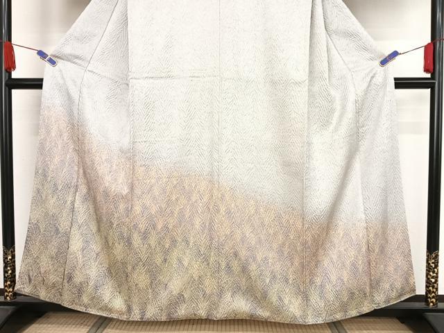 平和屋着物●名門　藤娘きぬたや　杢目絞り　訪問着　草木文　ますいわ屋扱い　正絹　逸品　AAAY1570np