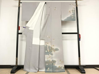 平和屋着物●創業460年・千總　訪問着　刺繍　葵　暈し染め　金糸　金彩　灰青色地　そごう扱い　正絹　逸品　AAAY1594np