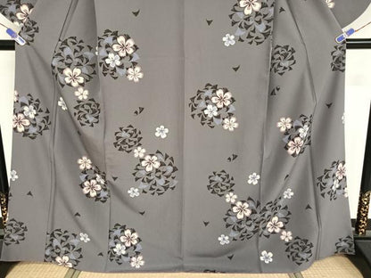 平和屋着物●小振袖　二尺袖　舞花文　洗える着物　AAAY1611np