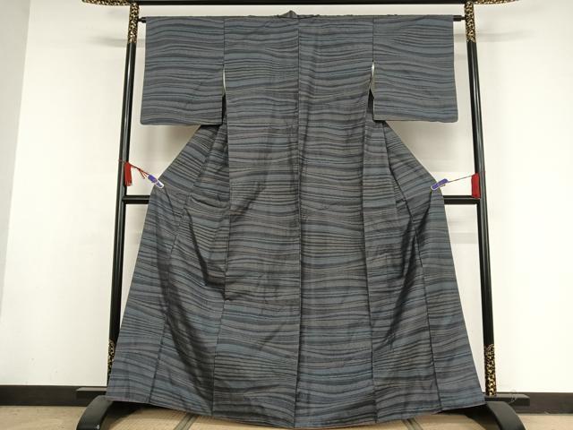 平和屋着物●本場大島紬　カタス7マルキ　変わり縞　鈴乃屋扱い　正絹　逸品　AAAY1626np