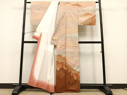 平和屋着物●訪問着　ろう彩染　遠山樹林シルエット　正絹　逸品　AAAY1728np