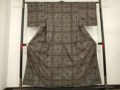 平和屋着物●本場大島紬 泥染 一元７マルキ 菱文 正絹 逸品 AAAY1916ck