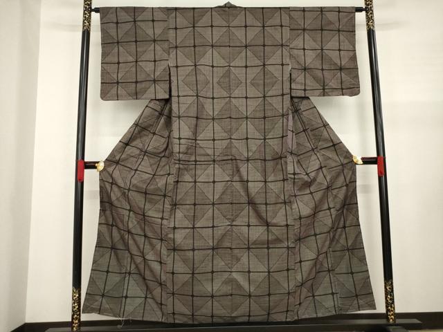 平和屋着物●本場大島紬 泥染 一元７マルキ 菱文 正絹 逸品 AAAY1916ck