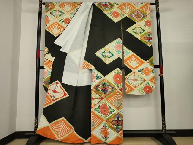 平和屋着物●豪華振袖　駒刺繍　向かい鶴花菱文　黒地　金彩　正絹　逸品　AAAY1920ck