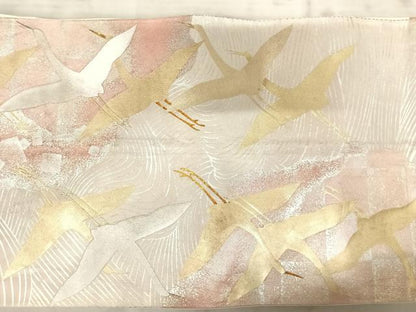 平和屋着物◎六通柄袋帯　箔散らし飛鶴文　金銀彩　正絹　逸品　AAAY2189yx